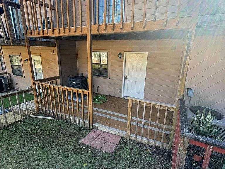 1816 Jackson Bluff Rd #C — Photo 10