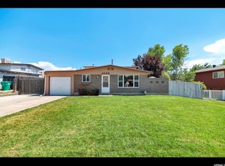 1399 S Melanie Ln, Syracuse, UT 84075