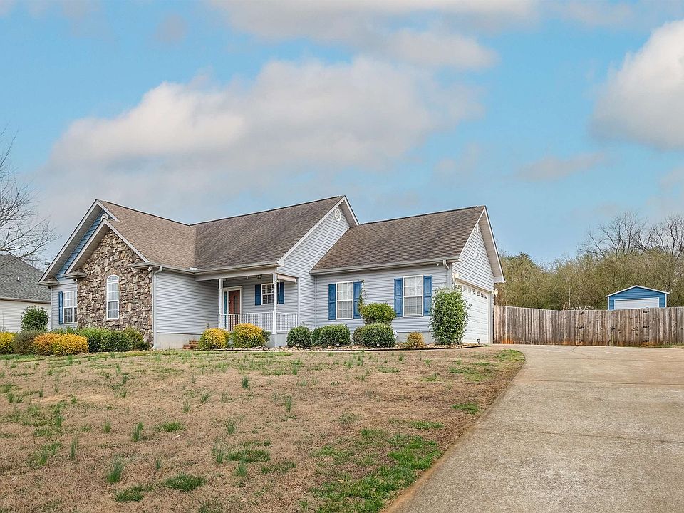 2nd image of 225 Winding Creek Way