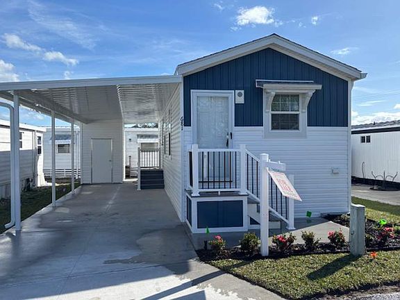 2nd image of 681 Plumgrove Rd #C091