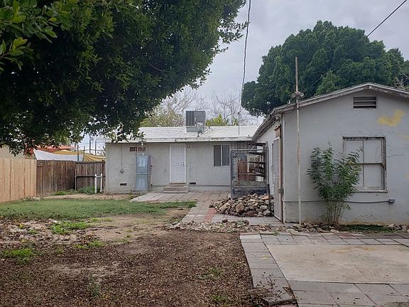 2nd image of 443 N 1st St