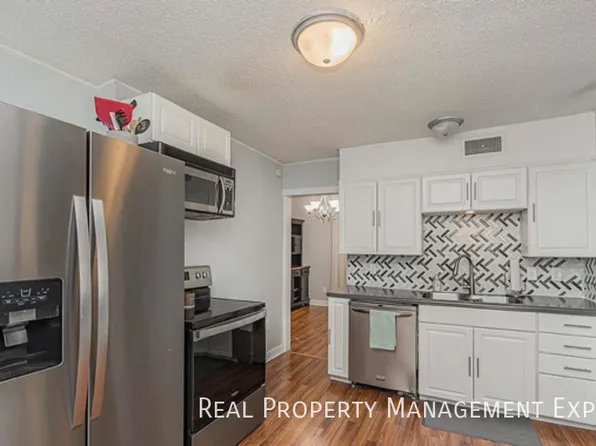 807 W 13th St, Sioux Falls, SD 57104