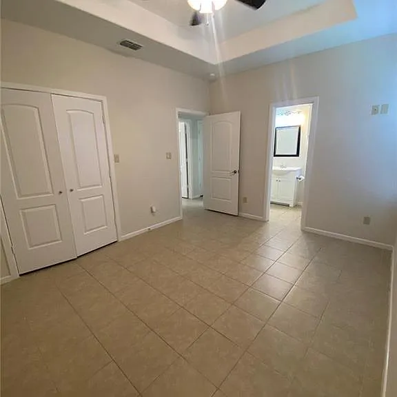 2716 Primrose Ave #2 — Photo 6
