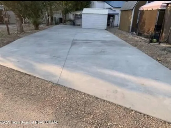 19 Stagecoach Ln, Thayne, WY 83127