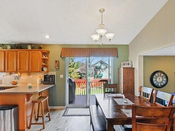 5th image of 18517 E 9th Ct