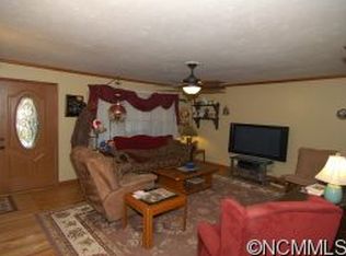 1237 Bull Creek Rd, Mars Hill, NC 28754