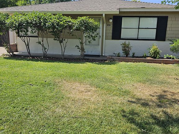 5th image of 3220 Windsor Dr