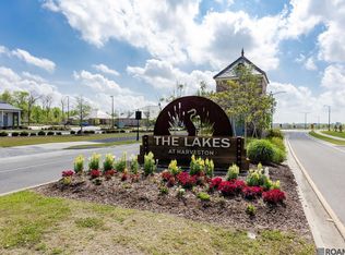 13857 Golden Holly Ln, Baton Rouge, LA 70810