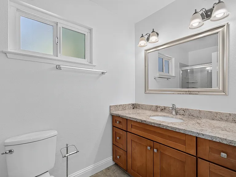 2045 Larsen Ct — Photo 20