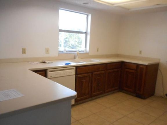 3rd image of 20536 Midway Blvd