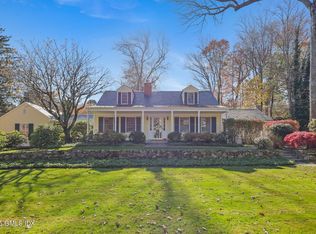 2 Echo Ln, Greenwich, CT 06830