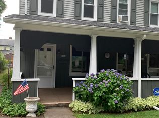 1720 Riverside Dr, New Kensington, PA