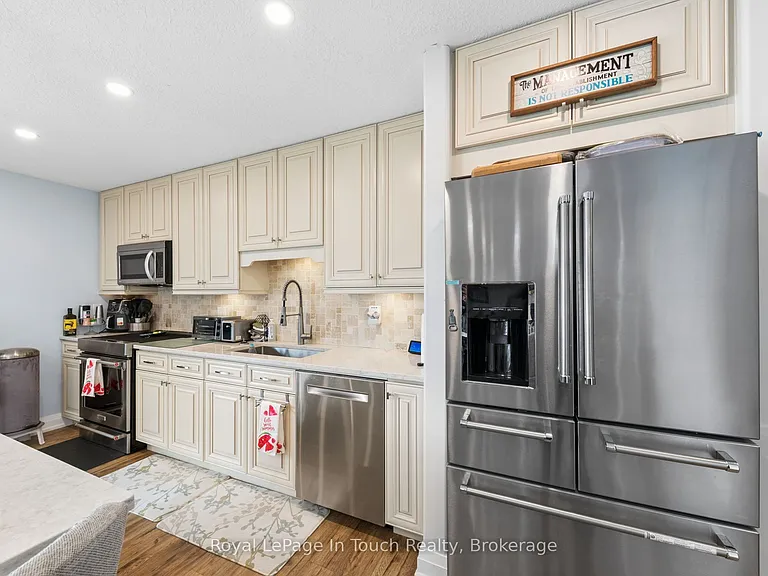 86 Andrew Dr — Photo 17