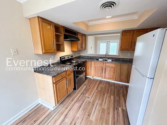 9 Sycamore Ct — Photo 2