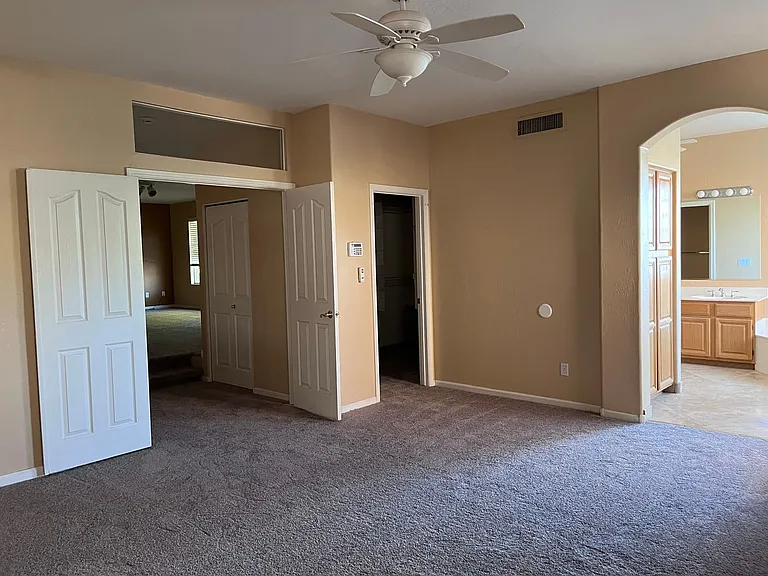 4746 W Carla Vista Dr — Photo 25