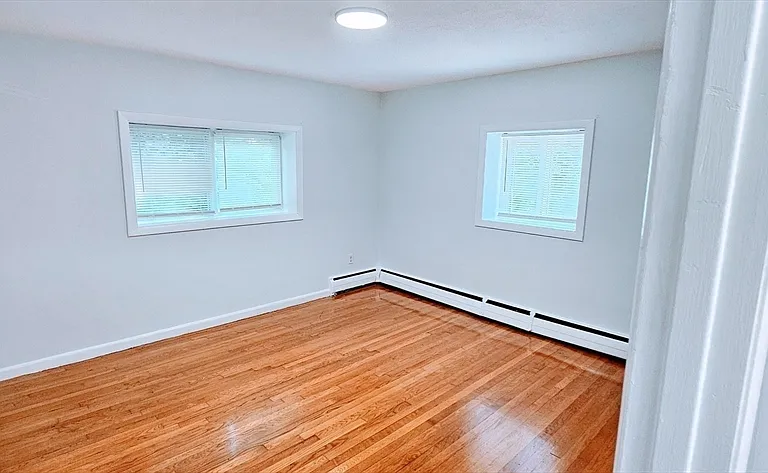 7 Oakcrest Rd #6 — Photo 5
