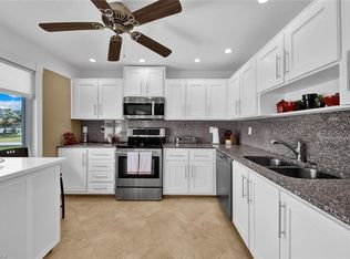 283 Albi Rd APT 4, Naples, FL 34112