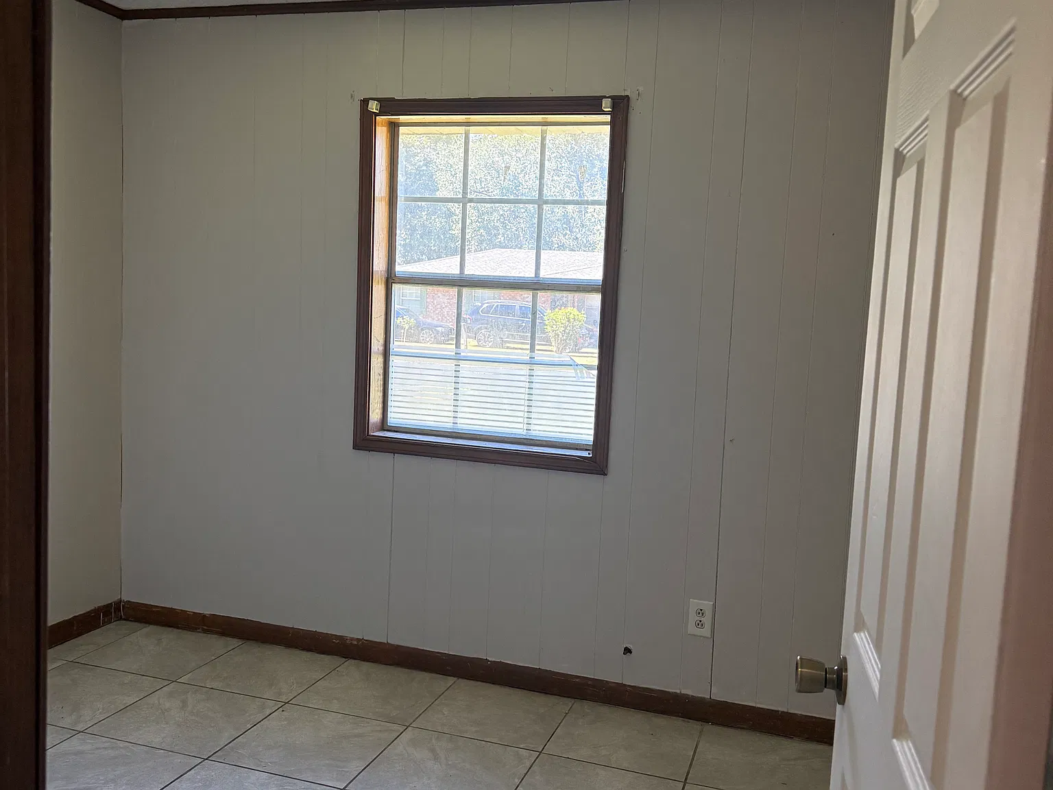 164 McBride St — Photo 3