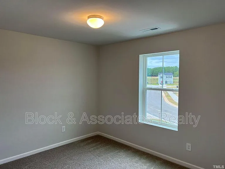179 Maple Tree Ln — Photo 17