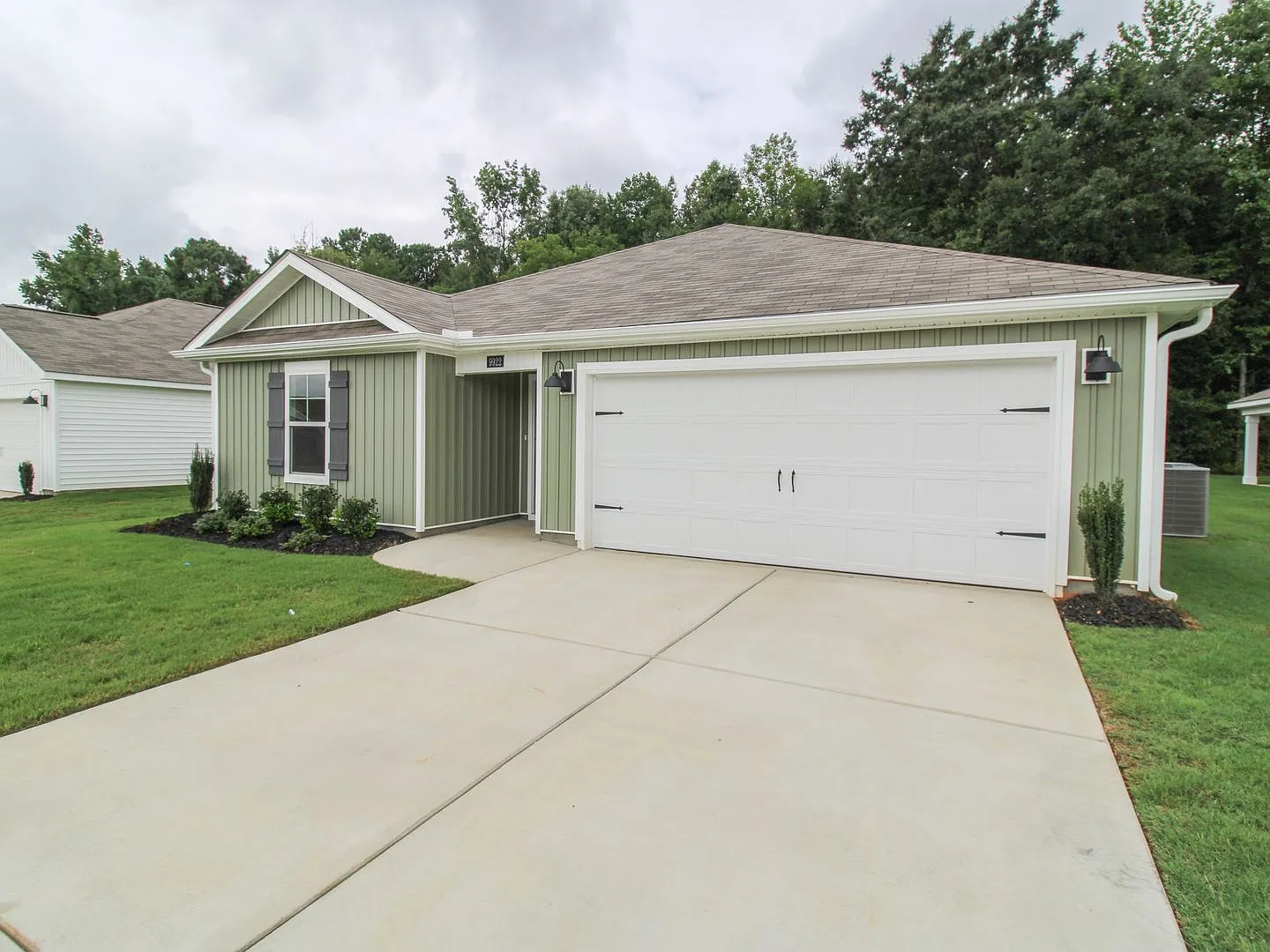 Brand-New Construction in Beautiful Sequoyah Cove Owens Cross Roads! — Photo 2