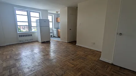 75-06 Woodside Avenue, #6F