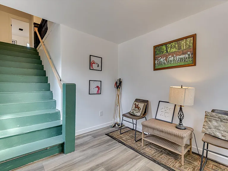1532 Colleton Ave SE — Photo 3