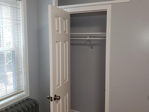 4th image of 3043 Frankford Ave