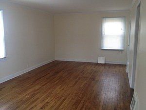 4th image of 2532 Silver Creek Dr