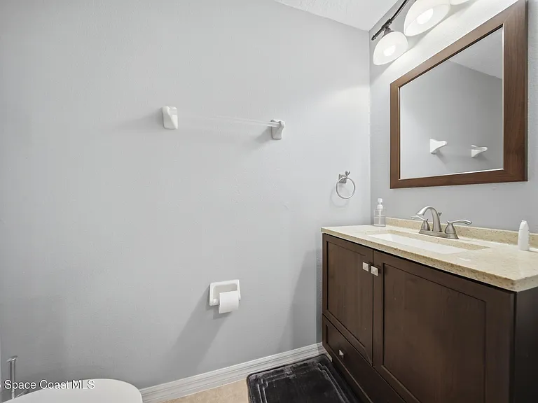 2039 Tullagee Ave — Photo 30