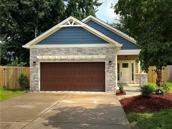 1428 E Ninth Street, Jeffersonville, IN 47130