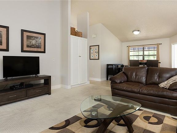 5th image of 9603 Halyards Ct #25