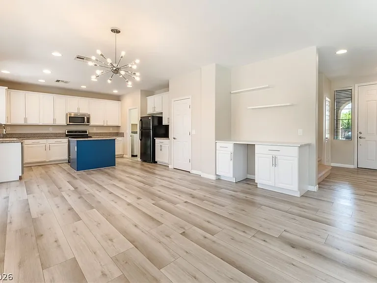 9440 Highview Rock Ct — Photo 5