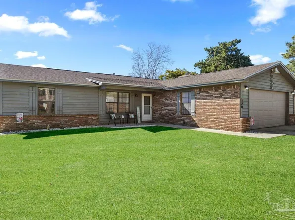 861 Amberwood Dr, Pensacola, FL 32506