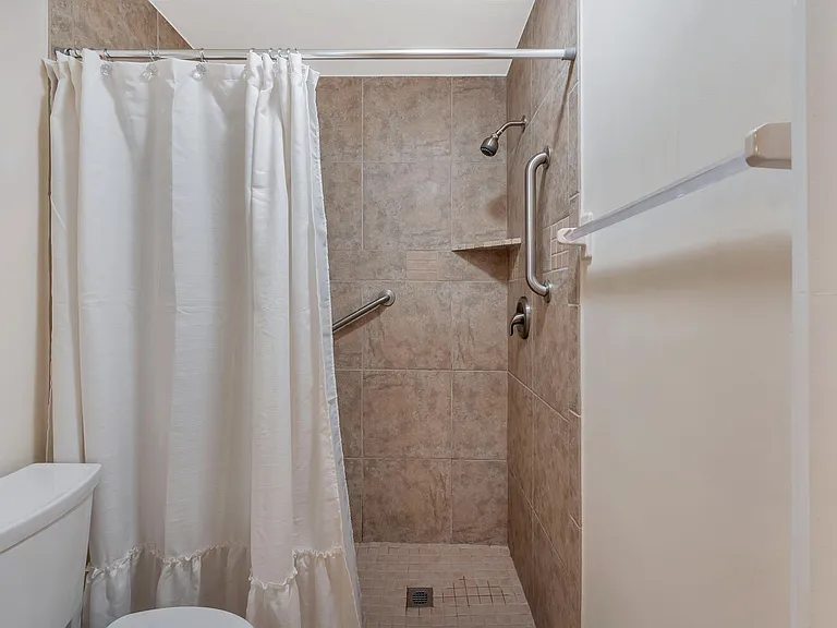 818 Tanbark Dr #103 — Photo 24