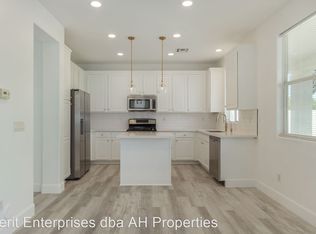 1329 E Frances Ln, Gilbert, AZ 85295