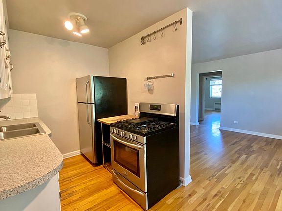 4th image of 85 N Ogden St APT 31