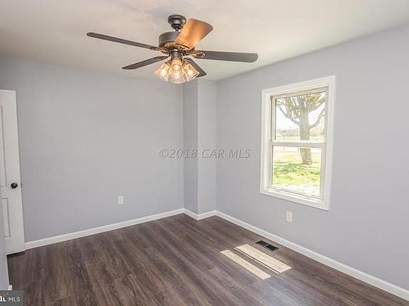 3rd image of 30586 Zion Rd