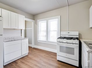 318 N Oneida St #3, Appleton, WI 54911