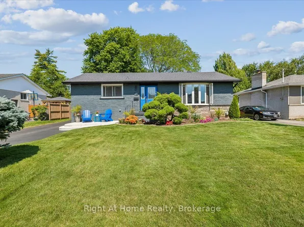 275 Kent Cres, Burlington, ON L7L 4T2