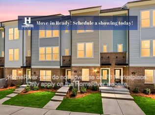 1116 Bismuth Ln, Charlotte, NC 28211