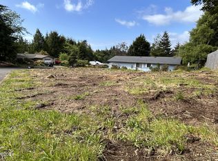 845 SE Ball Blvd, Waldport, OR 97394