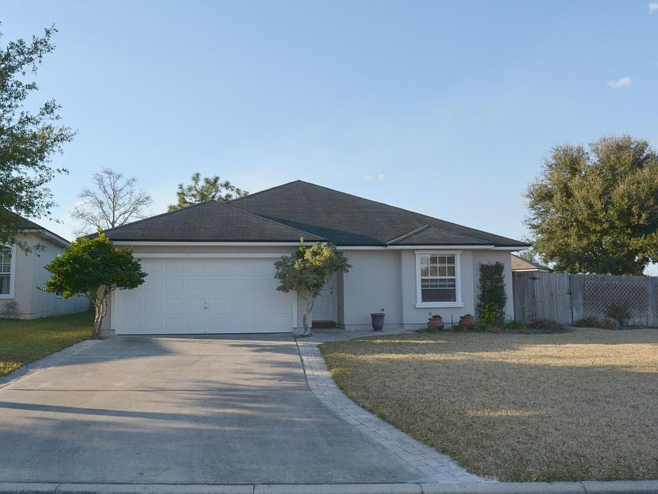 1st image of 2836 Cross Creek Dr
