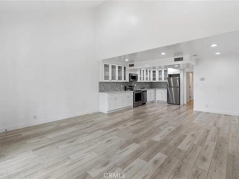 23401 Park Sorrento #34 — Photo 2