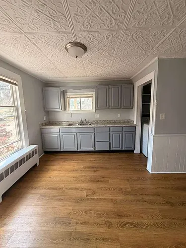 19 Orchard St Photo 1