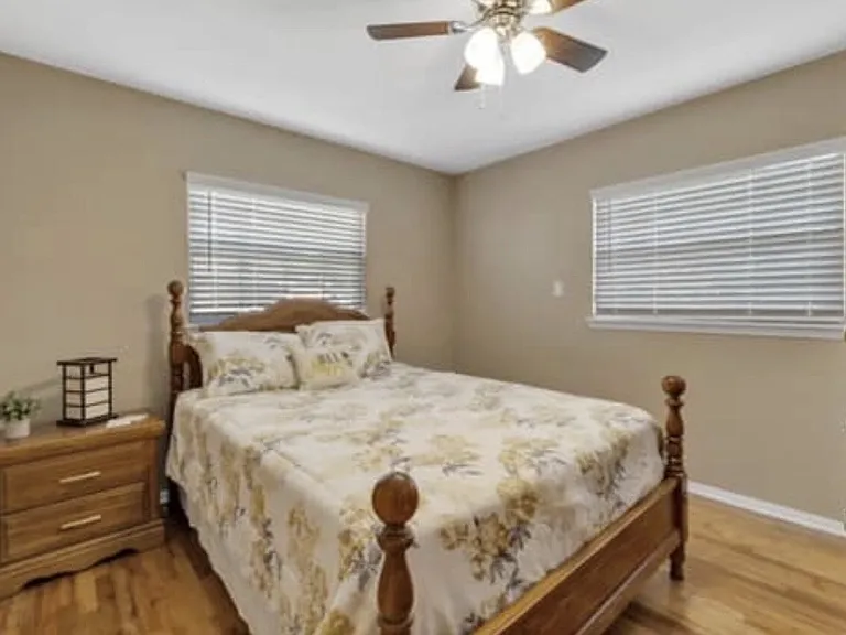 1103 Calloway St — Photo 24