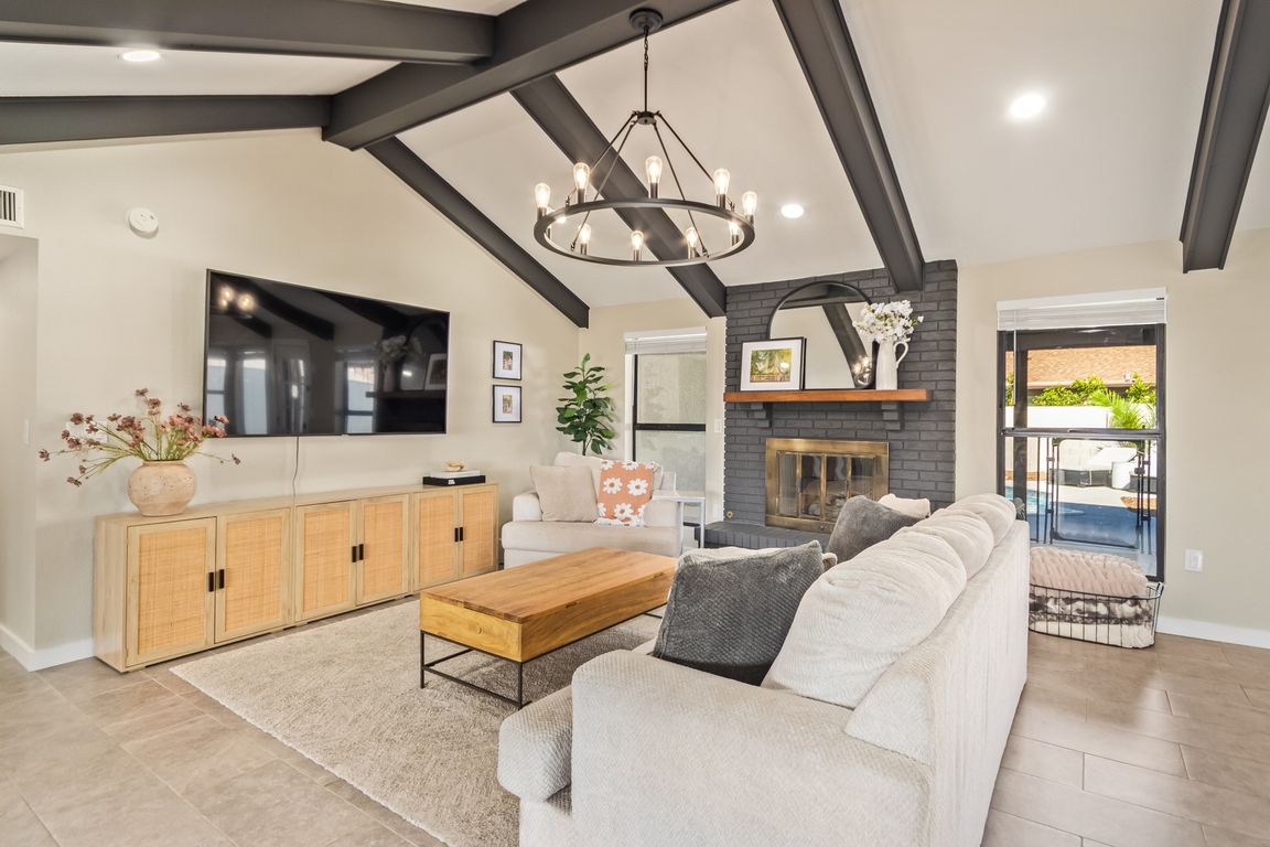 next background image