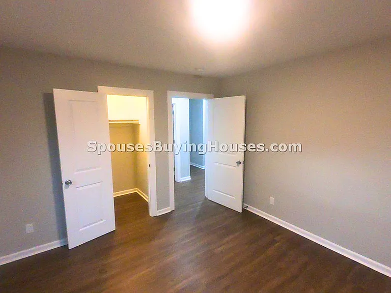 717-719 W 4th St #717 — Photo 13