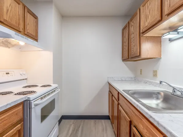 175 S National Ave #11, Fond Du Lac, WI 54935