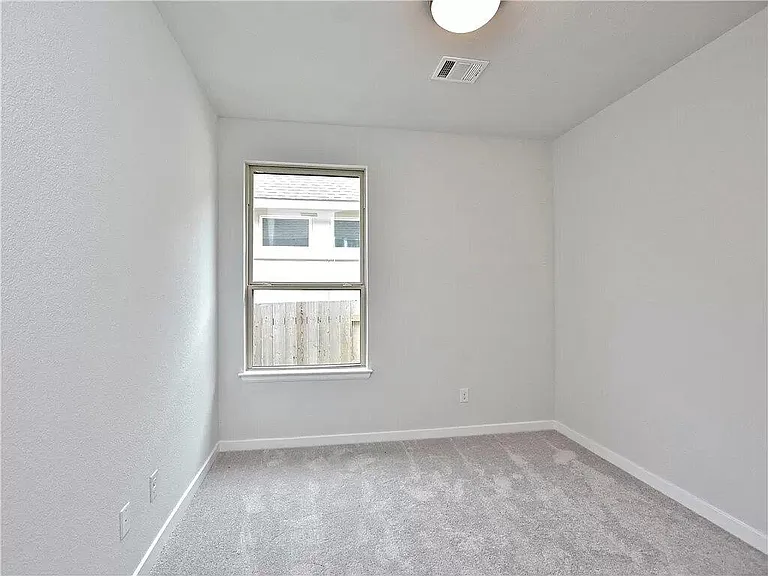 129 San Domenico Cv — Photo 17