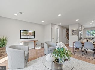 3877 Steppes Ct, Falls Church, VA 22041